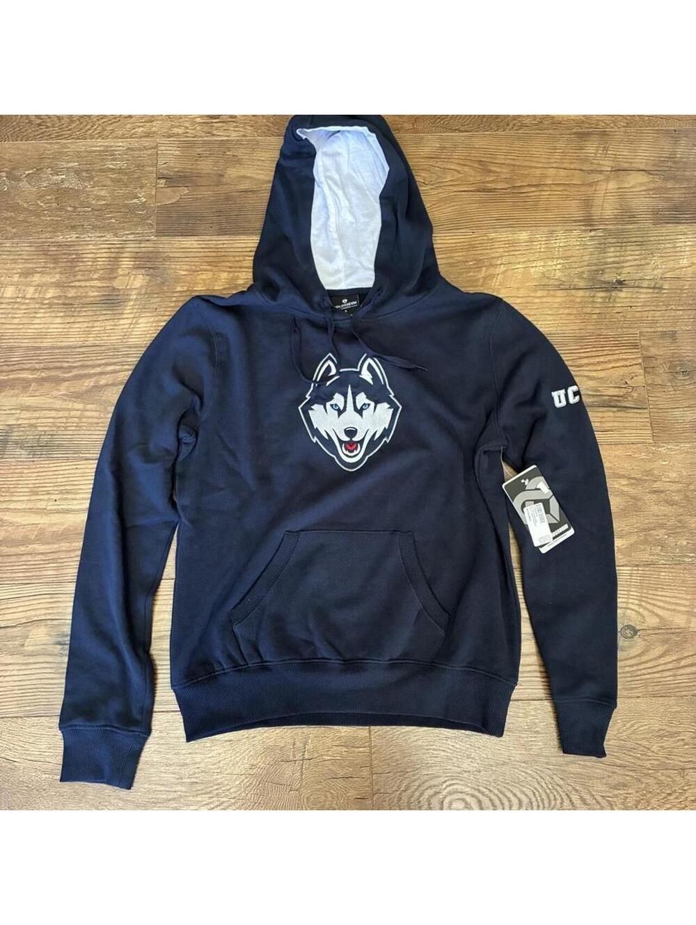 Colosseum UCONN Huskies hoodie Women’s Small